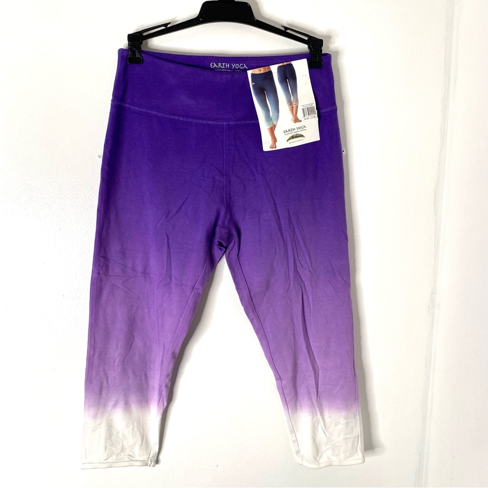 Earth Yoga Purple Bloom Cut-Out Crop Leggings NWT Floral Back Stretch Activewear